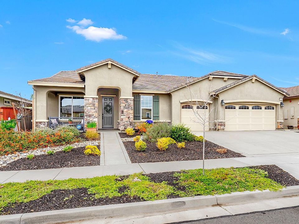 1st image of 2216 Promenade Dr