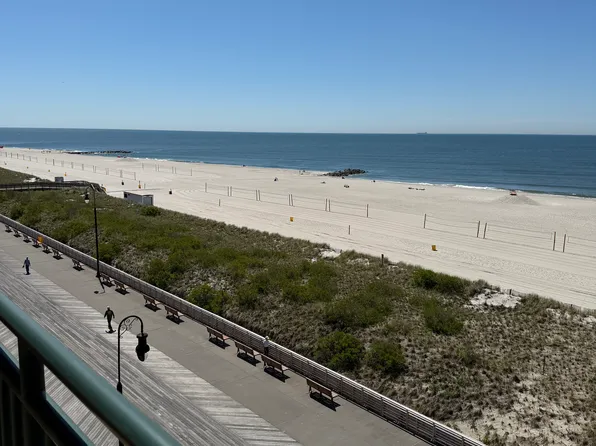26 W Broadway Blvd, Long Beach, NY