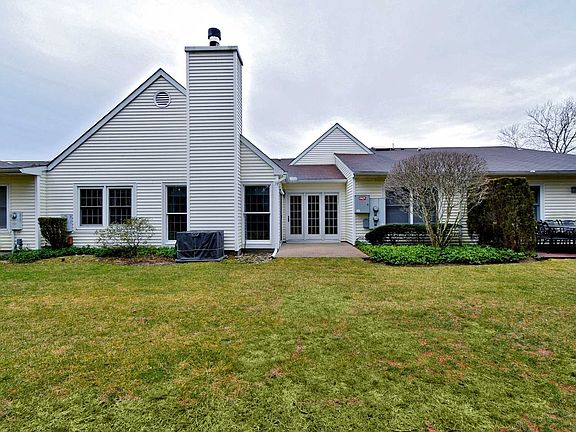 2nd image of 27 Chippendale Dr