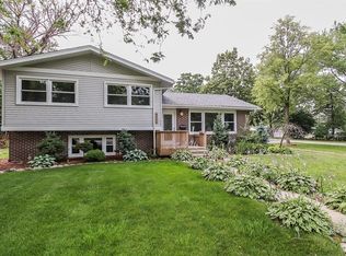 4500 Pershing Ave, Downers Grove, IL 60515