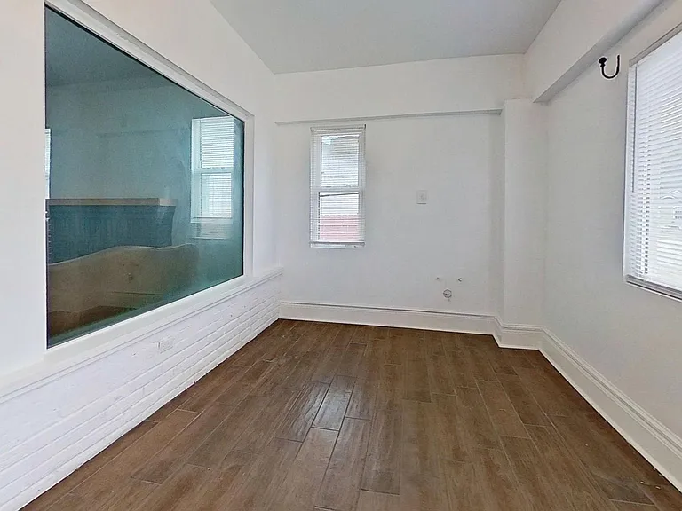 3020 N Laura St — Photo 4