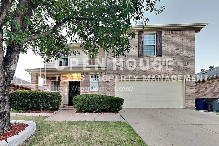 3203 W Kingsbrook Dr