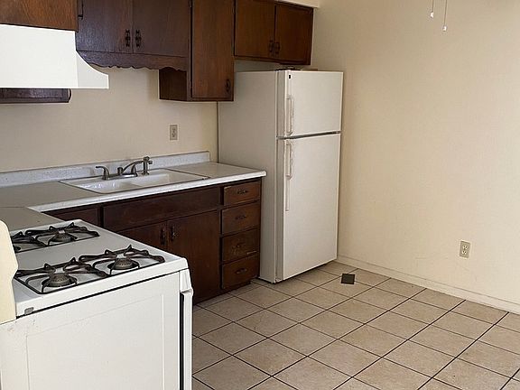2nd image of 3101 N Palo Verde Ave