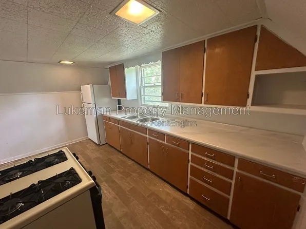806 W Cedar St #802, Kalamazoo, MI 49007