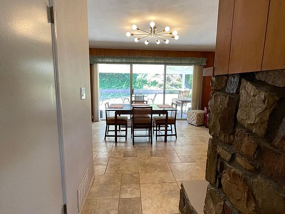 4th image of 9415 Loren Dr
