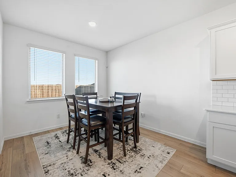 216 Post Oak St — Photo 22