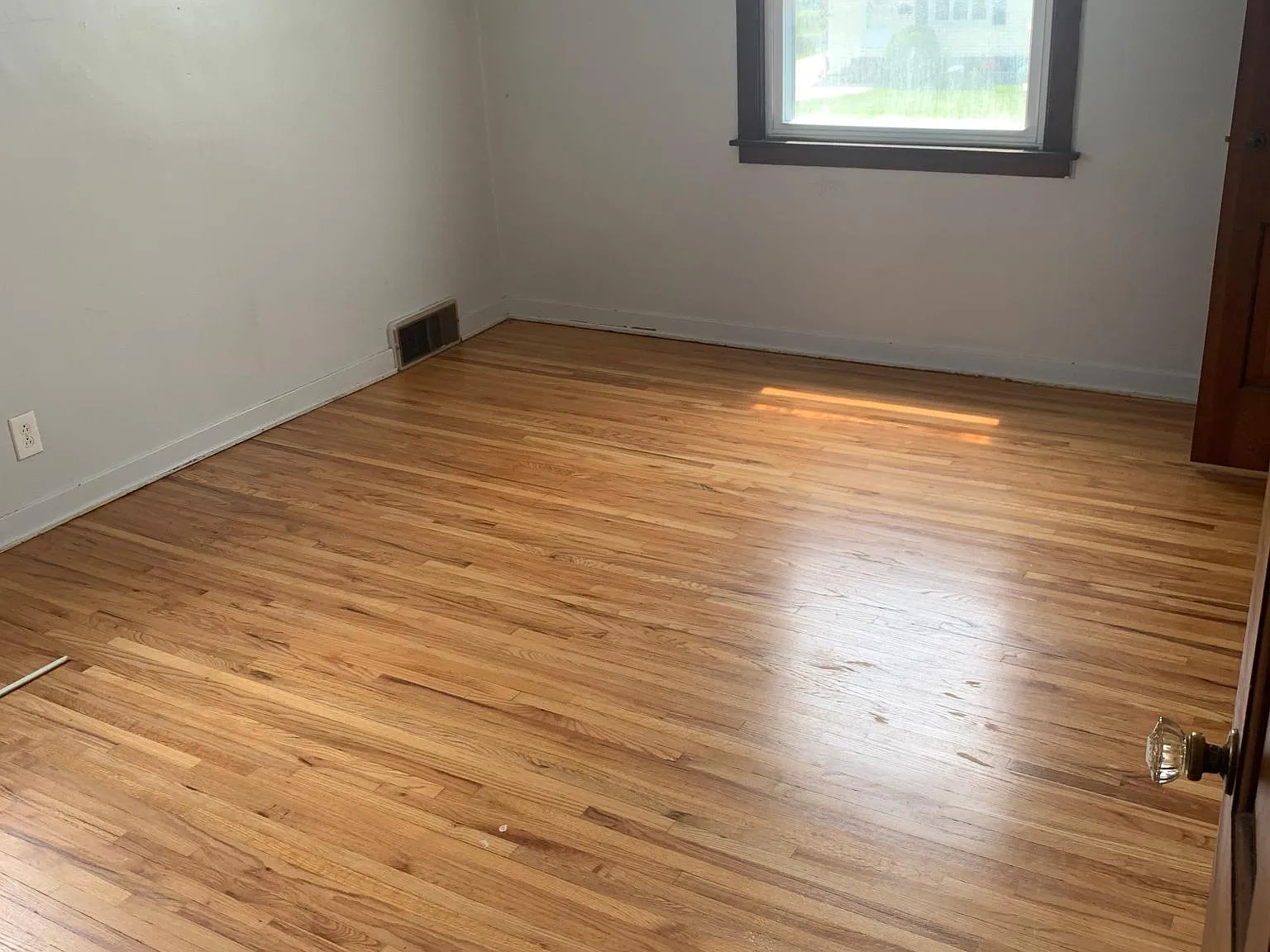2 bed, 900 sqft, $1,395 — Photo 3