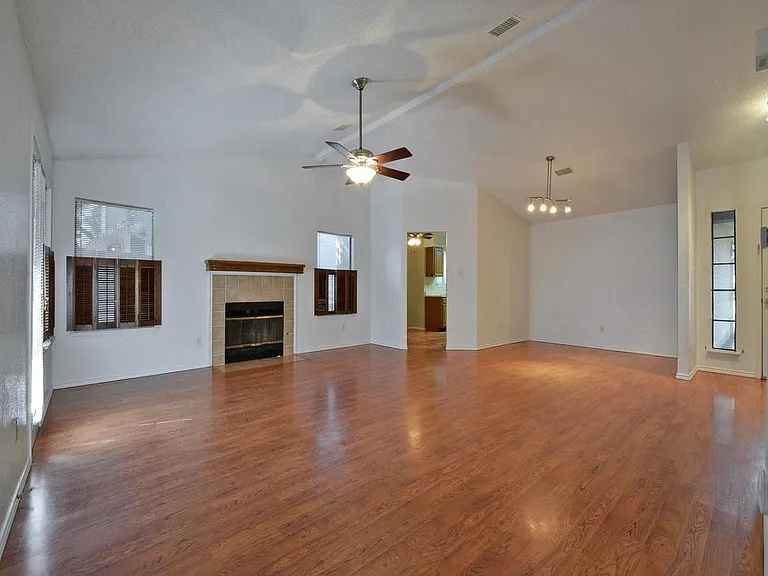 7403 Dallas Dr — Photo 5