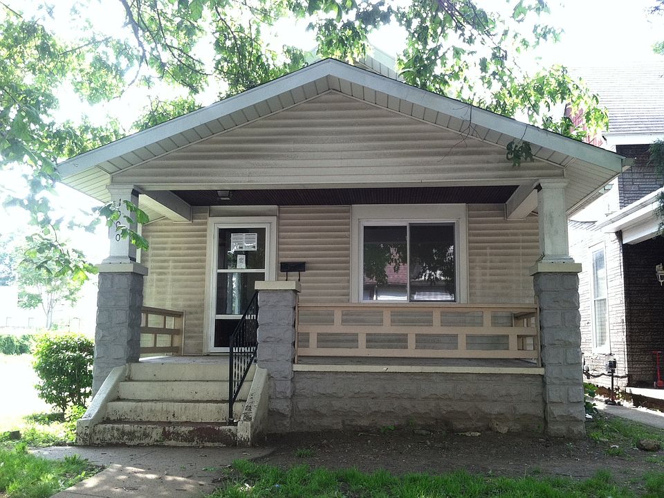 2nd image of 1000 N 4th Ave