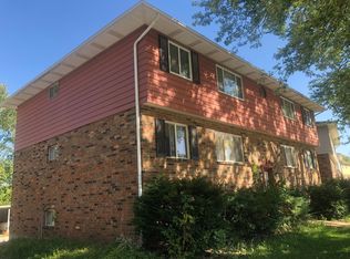 3366 Heatherton Dr APT 6, Davenport, IA 52804