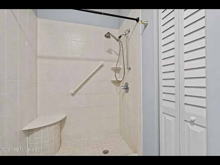 510 Florida Club Blvd — Photo 12