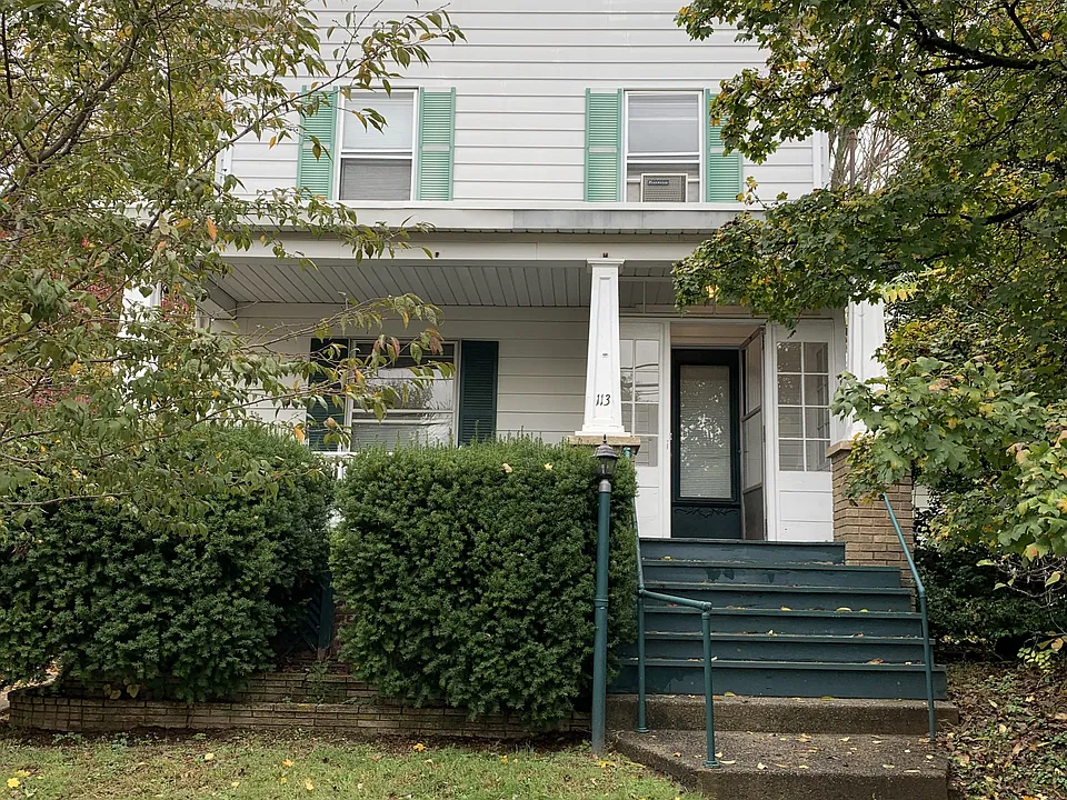 113 Guilden St