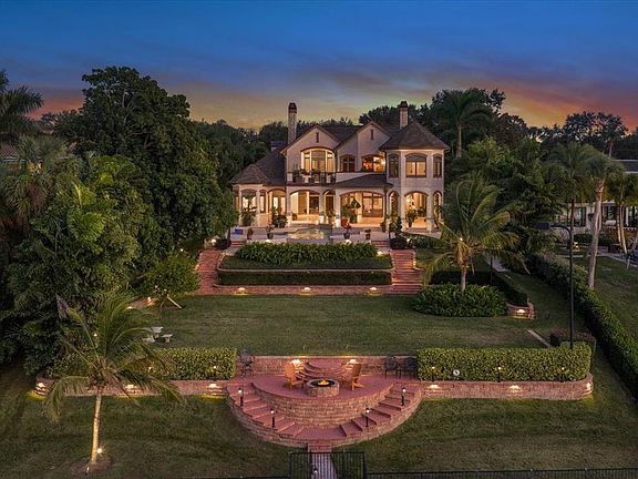 2nd image of 118 Harbor View Ln