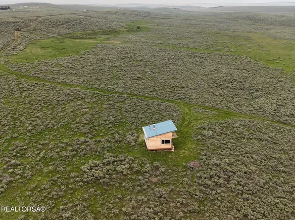 12 Beaver Ridge Rd, Daniel, WY 83115