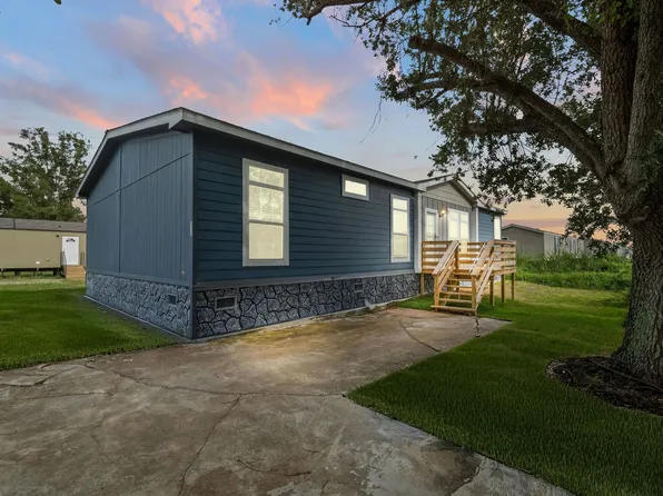 8559 Gulf Hwy Trailer 218, Lake Charles, LA 70607