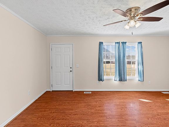 3rd image of 309 Marion Rd