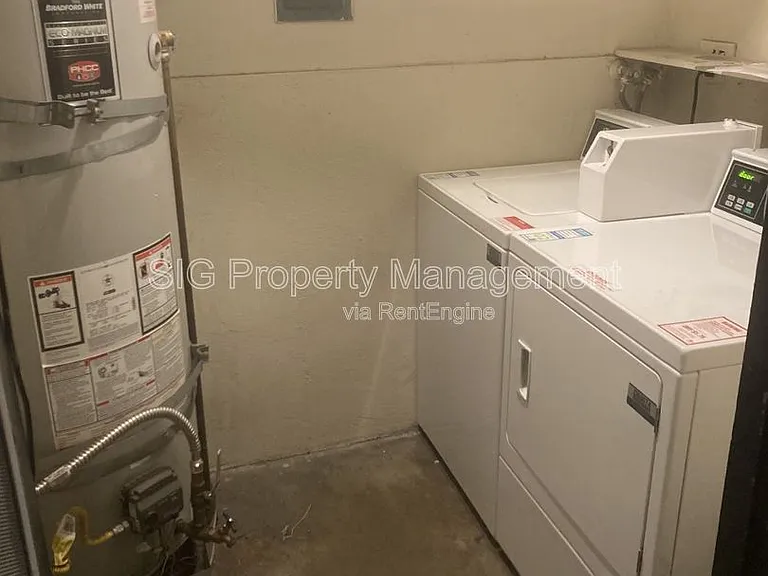 5307 Lincoln Ave #2 — Photo 7