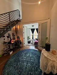 Rented by Loom Capital Group Inc.