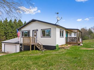 21550 230th Ave, Paris, MI 49338