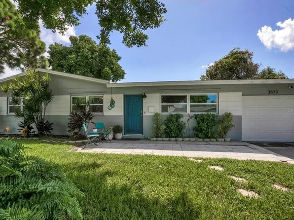 3830 Wahoo Dr SE, Saint Petersburg, FL 33705