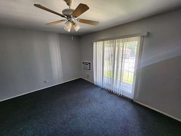 2nd image of 4878 Creekview Rd #6