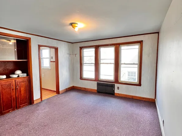 16 Braemore Rd, Medford, MA 02155