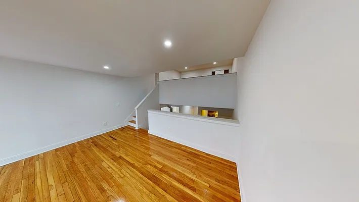 Rented by AZ REALTY NYC LLC | media 92