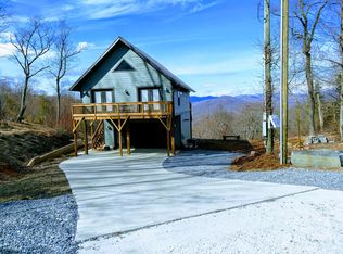 282 Old Bald Mountain Rd, Black Mountain, NC 28711