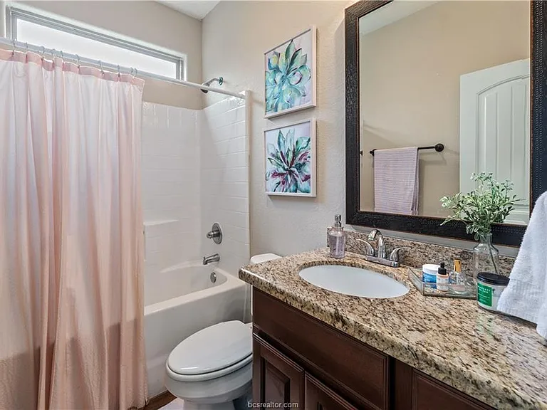 413 Ash St #411 — Photo 13