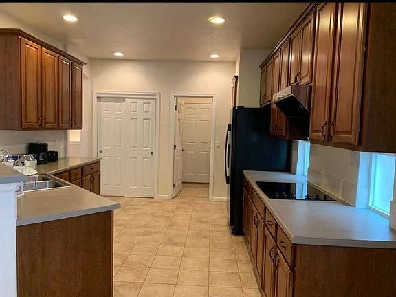 5th image of 22754 Hopewell Ave