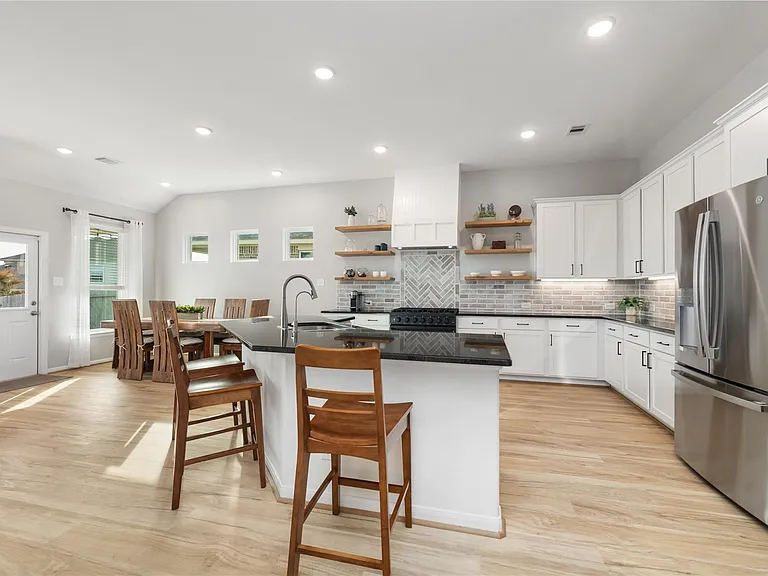 1259 Tilia Creek Ln — Photo 5
