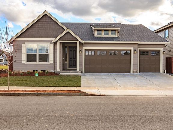 Plan 2061 by Aho Construction