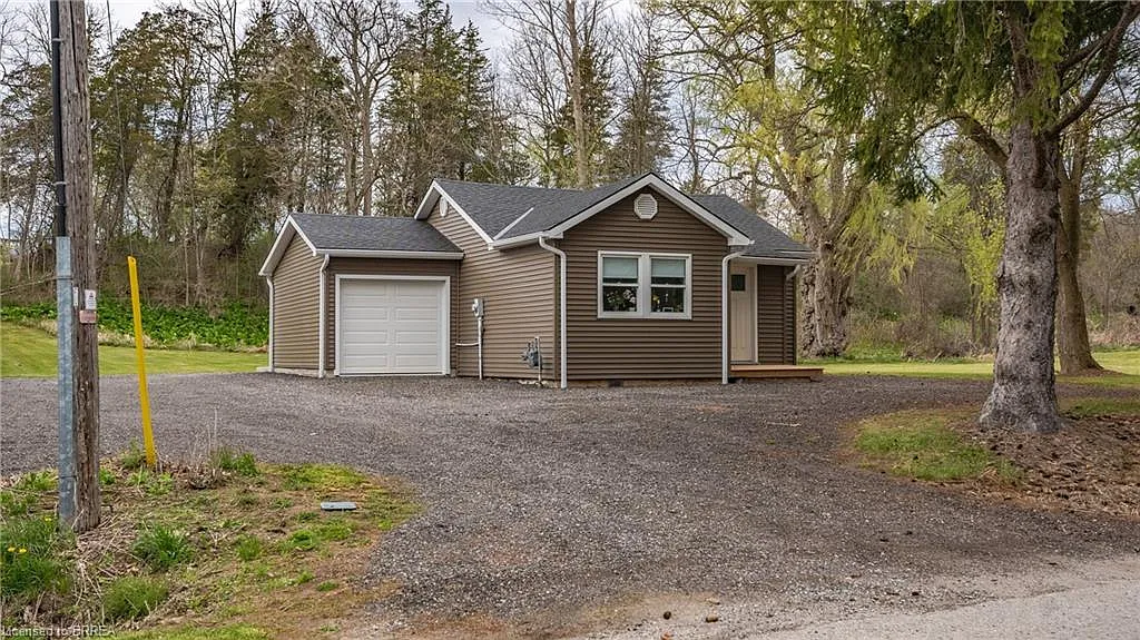 1639 Vittoria Rd photo 1