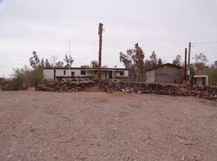 42628 La Posa Rd, Bouse, AZ 85325