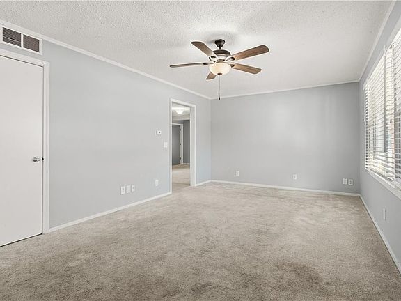 3rd image of 7138 Woodson St
