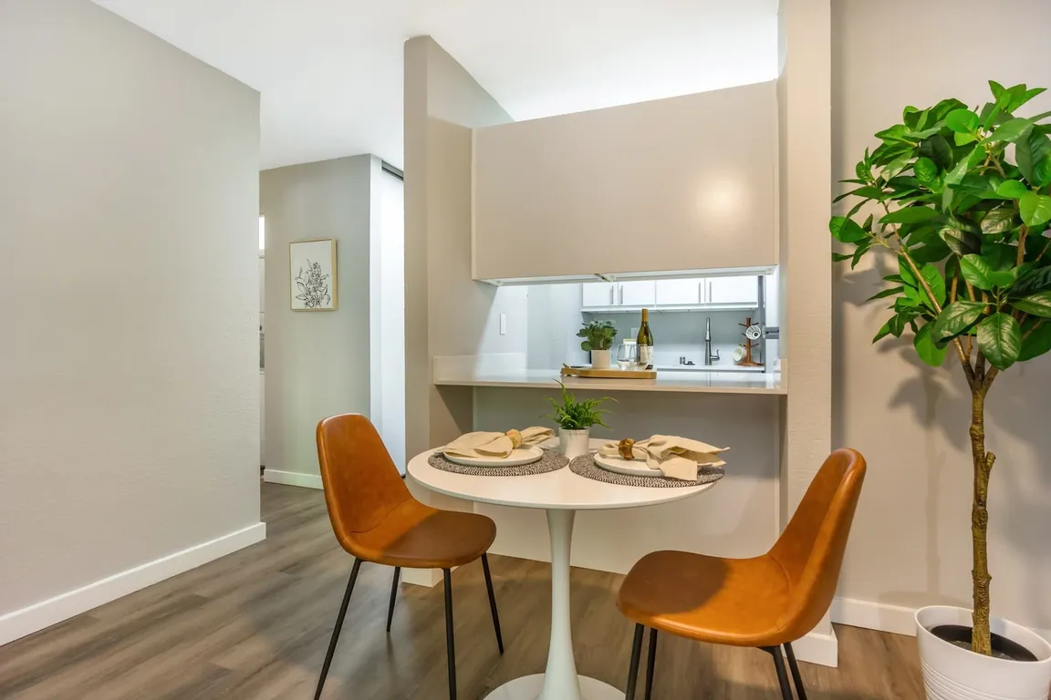 Platinum Package Dining Area