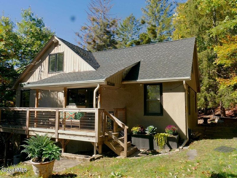 3rd image of 167 Froehlich Drive