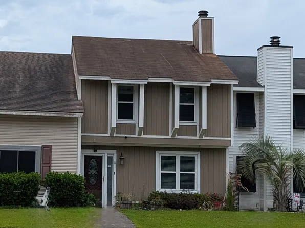 11 Hunters Ct, Goose Creek, SC 29445