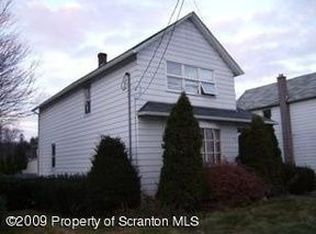 522 Main St, Dupont, PA 18641