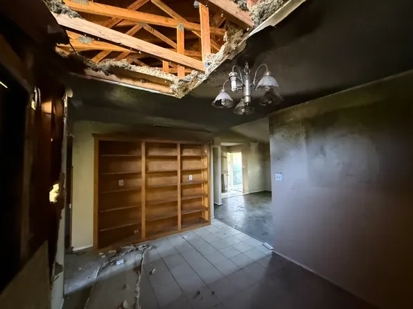 6909 Greenspring Dr, Arlington, TX 76016