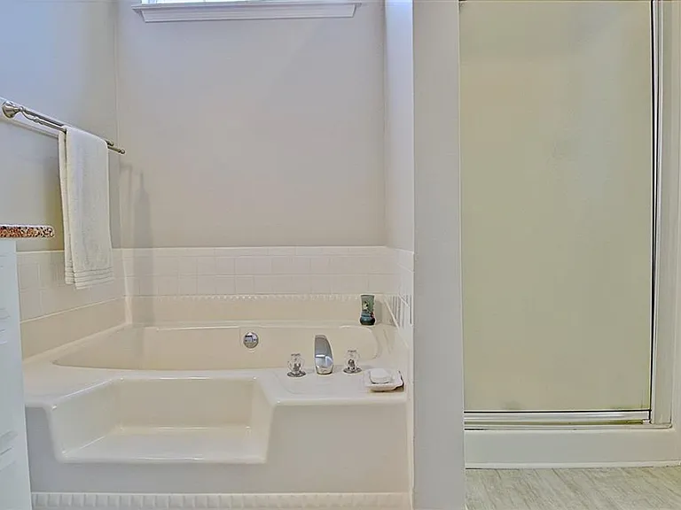 212 Brighton Path — Photo 32