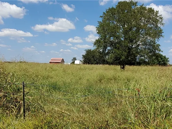 780 & 848 Bolton Rd, Marion, TX 78124