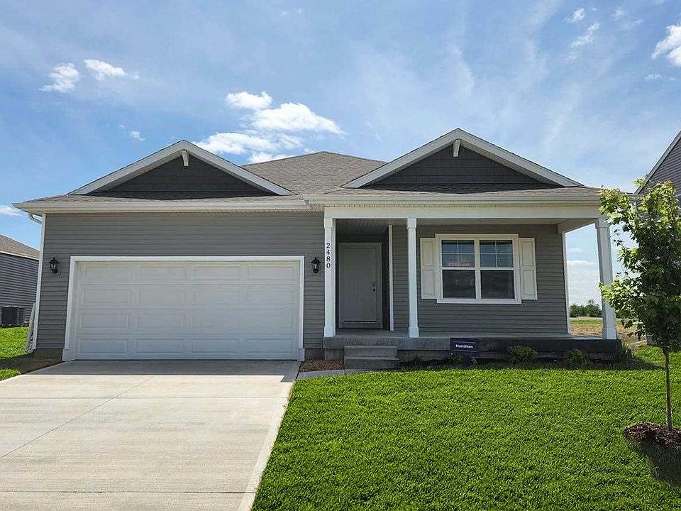 1st image of 623 Goldfinch Dr
