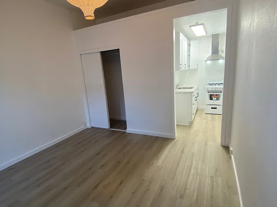 Main room from entry