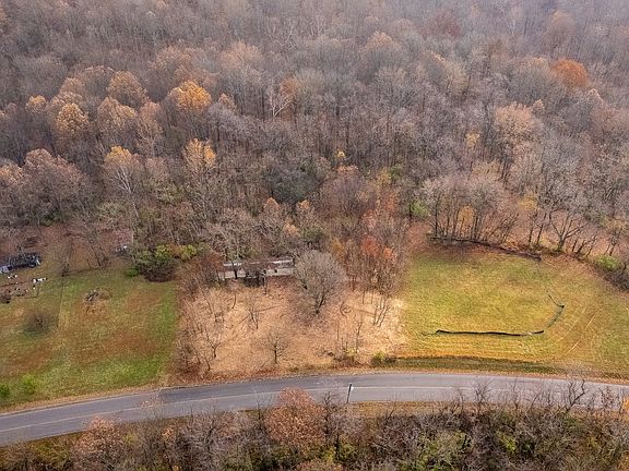 2nd image of 1880 Sugar Ridge Rd