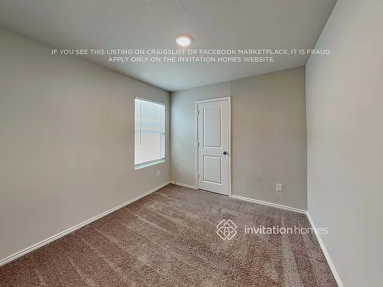 5407 Verdugos Palace — Photo 11