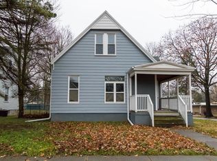 214 Seminary Ave, Bloomington, IL 61701