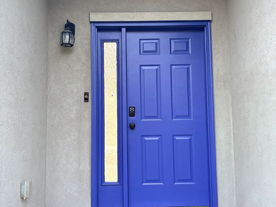 1st image of 989 S Cinnamon Ridge Dr