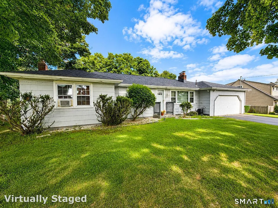 104 Higby Rd