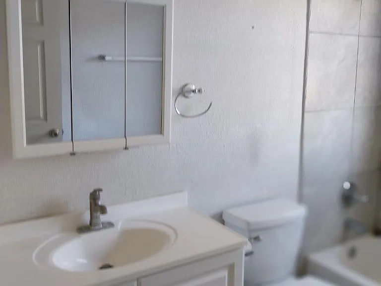 5006 Avenue M — Photo 13